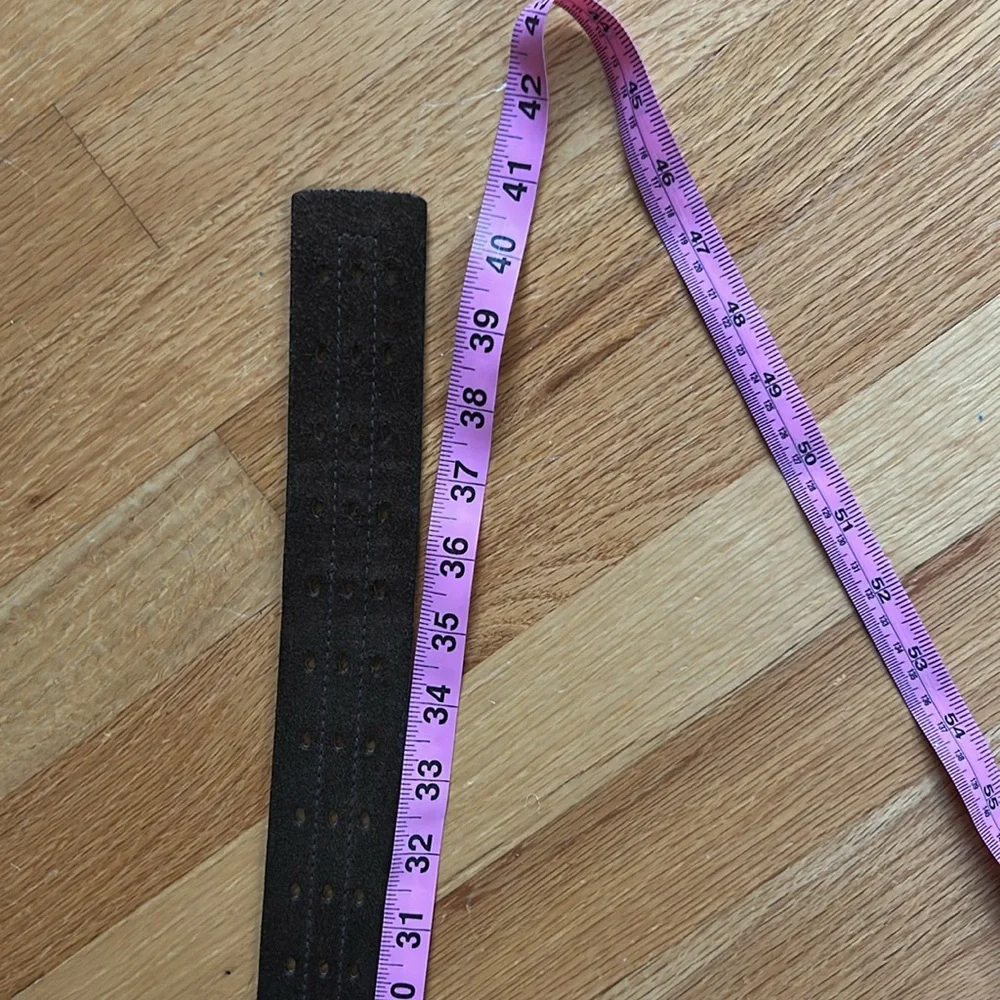 Brown suede belt - Picture 3 of 3